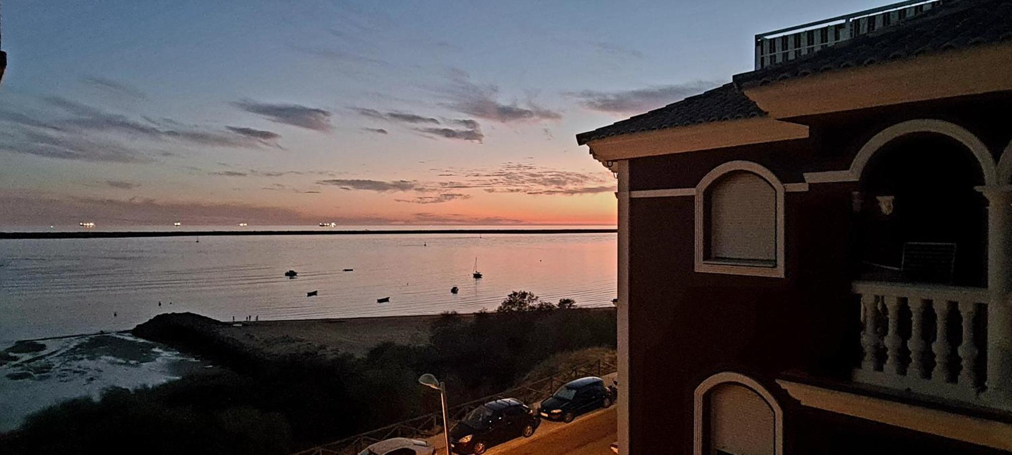 El Apartamento De Amy Con Vistas Al Mar Mazagon Exterior photo